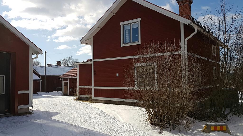 Vintergatans Bakficka Homestay Insjön Exterior foto